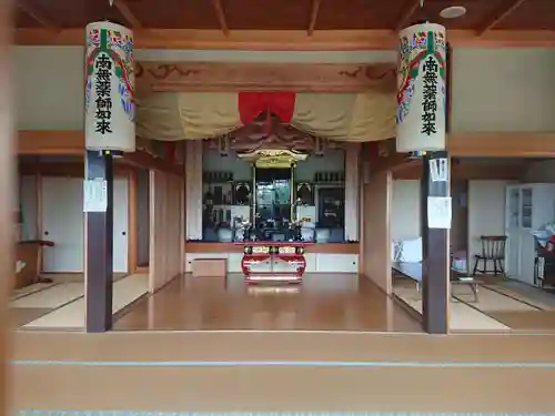 日光寺の本殿・本堂