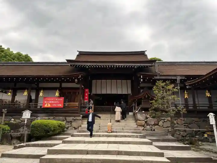 賀茂別雷神社(上賀茂神社)の{uncategorized: "未分類", other: "その他", undefined: "問題あり", building: "その他建物", grave: "お墓", sacred_gate: "鳥居", guardian: "狛犬", statue: "像", buddha: "仏像", history: "歴史", nature: "自然", garden: "庭園", animal: "動物", pagoda: "塔", temizu: "手水舎", mountain_gate: "山門・神門", sanctuary: "本殿・本堂", subordinate: "末社・摂社", art: "芸術", scenery: "景色", jizo: "地蔵", ema: "絵馬", goshuin: "御朱印", omikuji: "おみくじ", items: "授与品その他", amulet: "お守り", goshuincho: "御朱印帳", eats: "食事", festival: "お祭り", votive_dance: "神楽", shichigosan: "七五三参", wedding: "結婚式", experience: "体験その他", initially: "初詣", around: "周辺", anti_infection: "感染症対策"}
