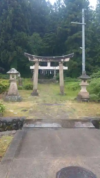 成島八幡神社(山形県)