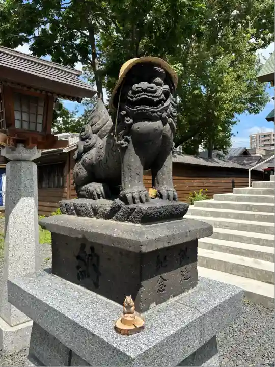 札幌諏訪神社の狛犬