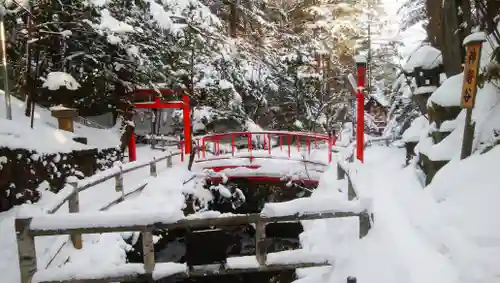 白石神社の庭園