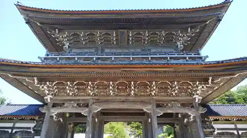 総持寺祖院の山門・神門