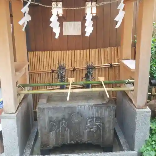 小網神社の手水舎