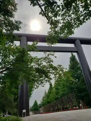 靖國神社の鳥居