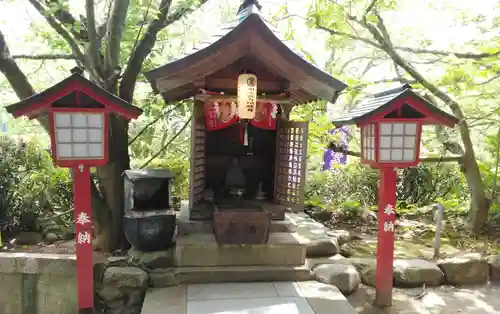 宮地嶽神社の末社