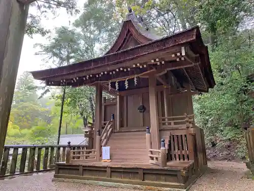 石上神宮の末社