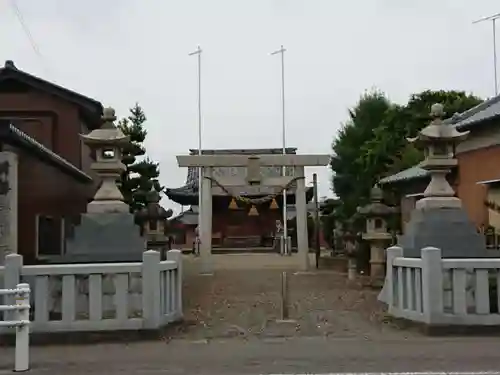 神明社の鳥居