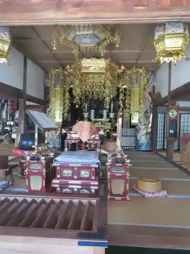 法源寺の本殿