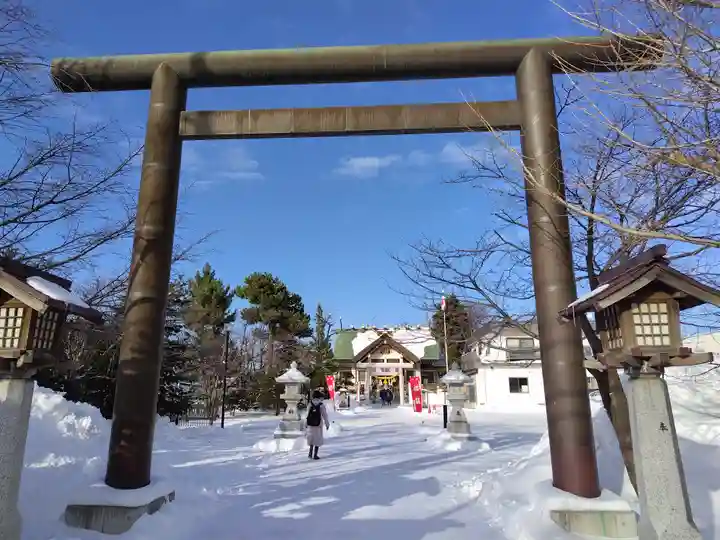 烈々布神社の鳥居