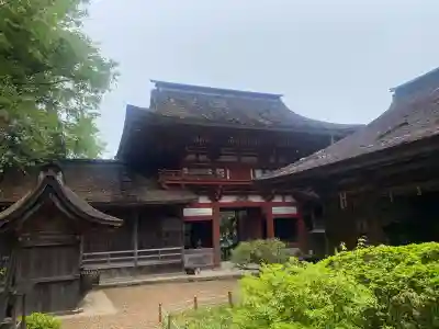 吉野水分神社（吉野町）の{uncategorized: "未分類", other: "その他", undefined: "問題あり", building: "その他建物", grave: "お墓", sacred_gate: "鳥居", guardian: "狛犬", statue: "像", buddha: "仏像", history: "歴史", nature: "自然", garden: "庭園", animal: "動物", pagoda: "塔", temizu: "手水舎", mountain_gate: "山門・神門", sanctuary: "本殿・本堂", subordinate: "末社・摂社", art: "芸術", scenery: "景色", jizo: "地蔵", ema: "絵馬", goshuin: "御朱印", omikuji: "おみくじ", items: "授与品その他", amulet: "お守り", goshuincho: "御朱印帳", eats: "食事", festival: "お祭り", votive_dance: "神楽", shichigosan: "七五三参", wedding: "結婚式", experience: "体験その他", initially: "初詣", around: "周辺", anti_infection: "感染症対策"}