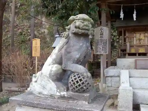 御霊神社の狛犬