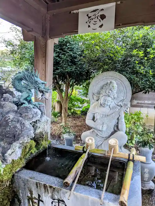 正覚院の手水舎