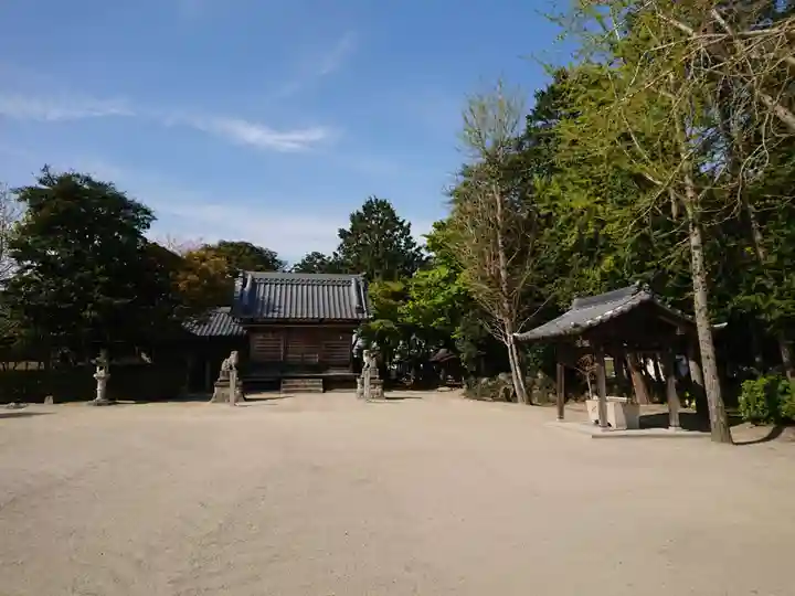 中之郷神社のその他建物