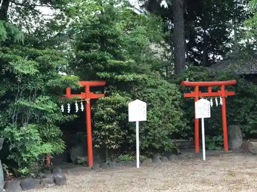 荒井神社の末社