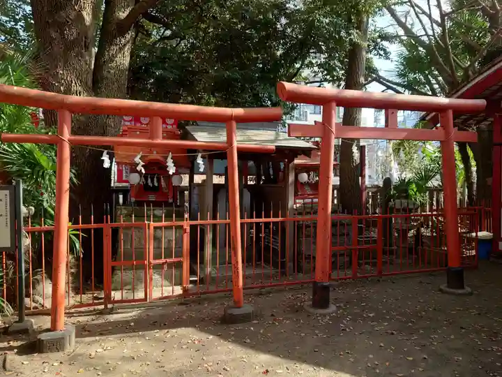 笠䅣稲荷神社の鳥居