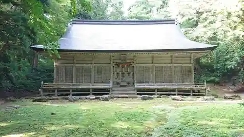 伊須流岐比古神社の本殿