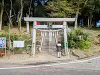 八幡神社の鳥居