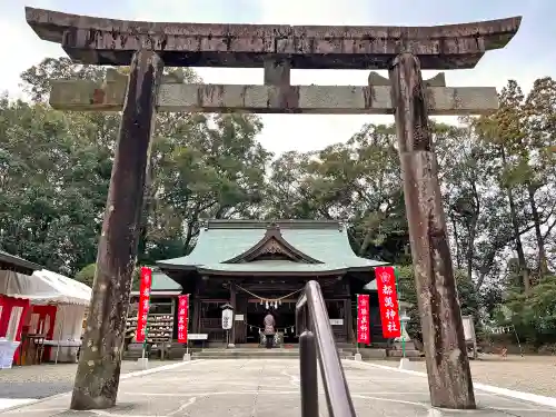 都萬神社の鳥居