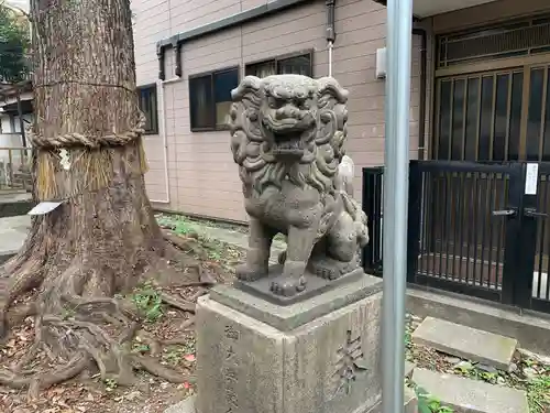 子神社の狛犬