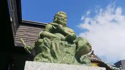 成田山深川不動堂(新勝寺東京別院)の像