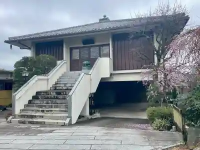 常泉寺の{uncategorized: "未分類", other: "その他", undefined: "問題あり", building: "その他建物", grave: "お墓", sacred_gate: "鳥居", guardian: "狛犬", statue: "像", buddha: "仏像", history: "歴史", nature: "自然", garden: "庭園", animal: "動物", pagoda: "塔", temizu: "手水舎", mountain_gate: "山門・神門", sanctuary: "本殿・本堂", subordinate: "末社・摂社", art: "芸術", scenery: "景色", jizo: "地蔵", ema: "絵馬", goshuin: "御朱印", omikuji: "おみくじ", items: "授与品その他", amulet: "お守り", goshuincho: "御朱印帳", eats: "食事", festival: "お祭り", votive_dance: "神楽", shichigosan: "七五三参", wedding: "結婚式", experience: "体験その他", initially: "初詣", around: "周辺", anti_infection: "感染症対策"}
