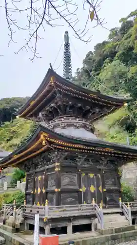 那古寺の塔