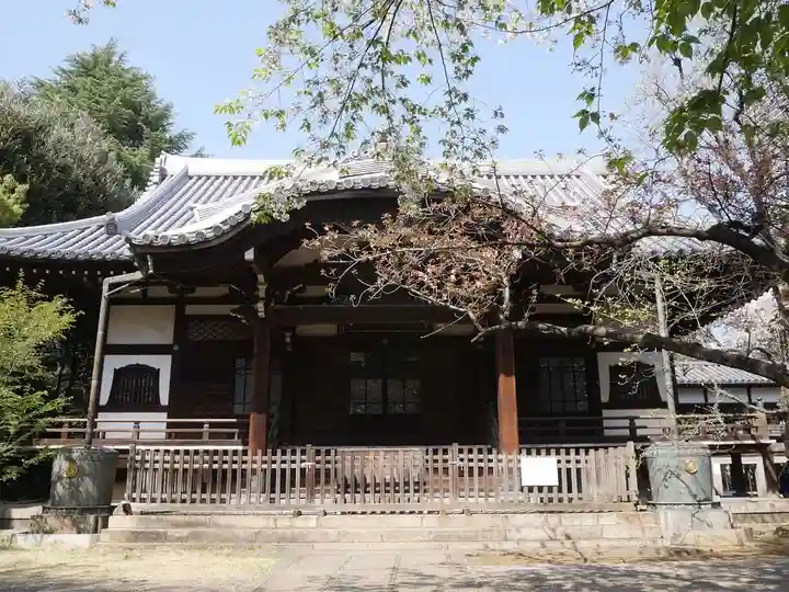 法明寺の本殿・本堂