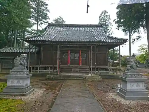 味真野神社の本殿