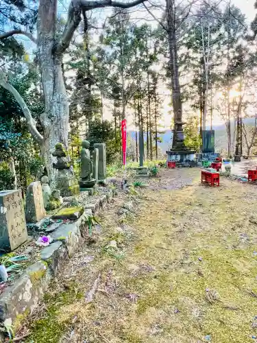 慈光寺の{uncategorized: "未分類", other: "その他", undefined: "問題あり", building: "その他建物", grave: "お墓", sacred_gate: "鳥居", guardian: "狛犬", statue: "像", buddha: "仏像", history: "歴史", nature: "自然", garden: "庭園", animal: "動物", pagoda: "塔", temizu: "手水舎", mountain_gate: "山門・神門", sanctuary: "本殿・本堂", subordinate: "末社・摂社", art: "芸術", scenery: "景色", jizo: "地蔵", ema: "絵馬", goshuin: "御朱印", omikuji: "おみくじ", items: "授与品その他", amulet: "お守り", goshuincho: "御朱印帳", eats: "食事", festival: "お祭り", votive_dance: "神楽", shichigosan: "七五三参", wedding: "結婚式", experience: "体験その他", initially: "初詣", around: "周辺", anti_infection: "感染症対策"}