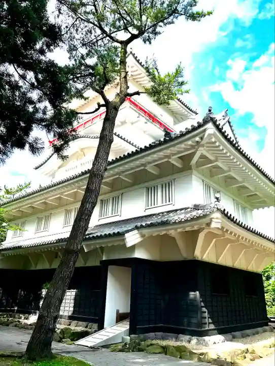 八幡秋田神社(秋田県)