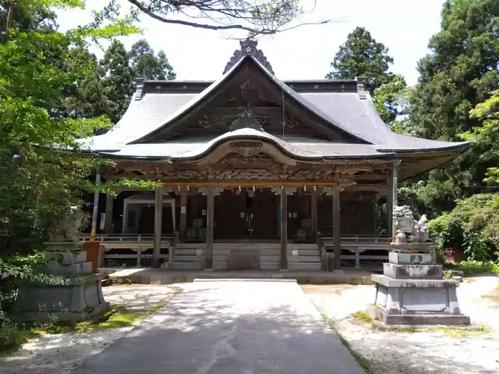 能登生国玉比古神社の本殿