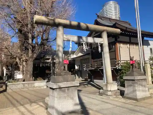 飛木稲荷神社の鳥居