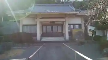 信光寺の本殿・本堂