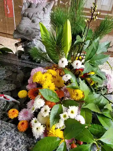 滑川神社 - 仕事と子どもの守り神の手水