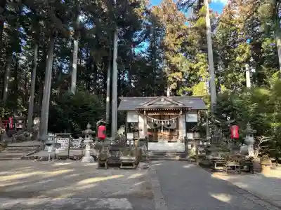 岩戸別神社の{uncategorized: "未分類", other: "その他", undefined: "問題あり", building: "その他建物", grave: "お墓", sacred_gate: "鳥居", guardian: "狛犬", statue: "像", buddha: "仏像", history: "歴史", nature: "自然", garden: "庭園", animal: "動物", pagoda: "塔", temizu: "手水舎", mountain_gate: "山門・神門", sanctuary: "本殿・本堂", subordinate: "末社・摂社", art: "芸術", scenery: "景色", jizo: "地蔵", ema: "絵馬", goshuin: "御朱印", omikuji: "おみくじ", items: "授与品その他", amulet: "お守り", goshuincho: "御朱印帳", eats: "食事", festival: "お祭り", votive_dance: "神楽", shichigosan: "七五三参", wedding: "結婚式", experience: "体験その他", initially: "初詣", around: "周辺", anti_infection: "感染症対策"}