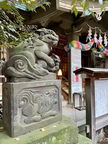 稲荷鬼王神社の狛犬