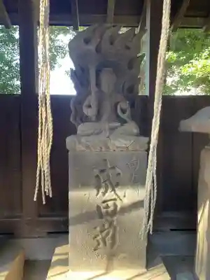 白髭神社の{uncategorized: "未分類", other: "その他", undefined: "問題あり", building: "その他建物", grave: "お墓", sacred_gate: "鳥居", guardian: "狛犬", statue: "像", buddha: "仏像", history: "歴史", nature: "自然", garden: "庭園", animal: "動物", pagoda: "塔", temizu: "手水舎", mountain_gate: "山門・神門", sanctuary: "本殿・本堂", subordinate: "末社・摂社", art: "芸術", scenery: "景色", jizo: "地蔵", ema: "絵馬", goshuin: "御朱印", omikuji: "おみくじ", items: "授与品その他", amulet: "お守り", goshuincho: "御朱印帳", eats: "食事", festival: "お祭り", votive_dance: "神楽", shichigosan: "七五三参", wedding: "結婚式", experience: "体験その他", initially: "初詣", around: "周辺", anti_infection: "感染症対策"}