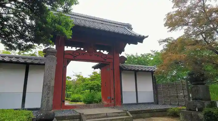 蓮光寺の山門・神門