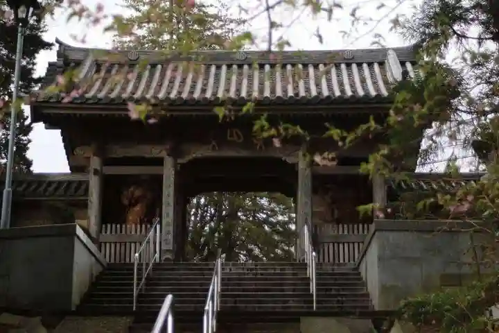 覚範寺の山門・神門