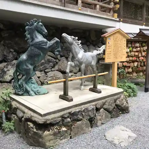 貴船神社の狛犬