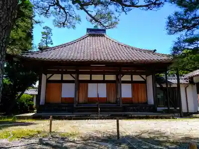 崇福寺の本殿・本堂