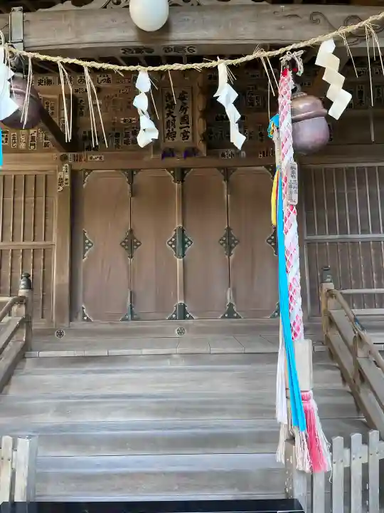 洲崎神社の{uncategorized: "未分類", other: "その他", undefined: "問題あり", building: "その他建物", grave: "お墓", sacred_gate: "鳥居", guardian: "狛犬", statue: "像", buddha: "仏像", history: "歴史", nature: "自然", garden: "庭園", animal: "動物", pagoda: "塔", temizu: "手水舎", mountain_gate: "山門・神門", sanctuary: "本殿・本堂", subordinate: "末社・摂社", art: "芸術", scenery: "景色", jizo: "地蔵", ema: "絵馬", goshuin: "御朱印", omikuji: "おみくじ", items: "授与品その他", amulet: "お守り", goshuincho: "御朱印帳", eats: "食事", festival: "お祭り", votive_dance: "神楽", shichigosan: "七五三参", wedding: "結婚式", experience: "体験その他", initially: "初詣", around: "周辺", anti_infection: "感染症対策"}