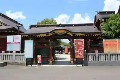 大杉神社の山門・神門