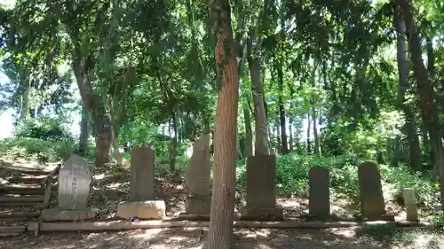 神明神社の像