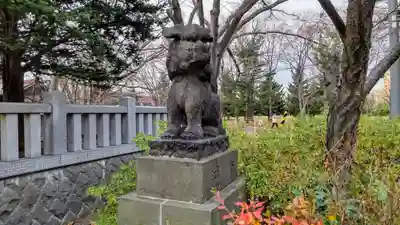 彌彦神社　(伊夜日子神社)の狛犬