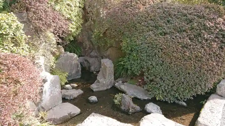 貫井神社の庭園