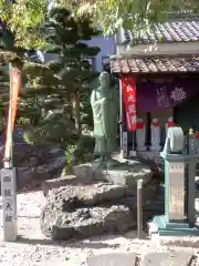 寳珠院（常楽寺）の像