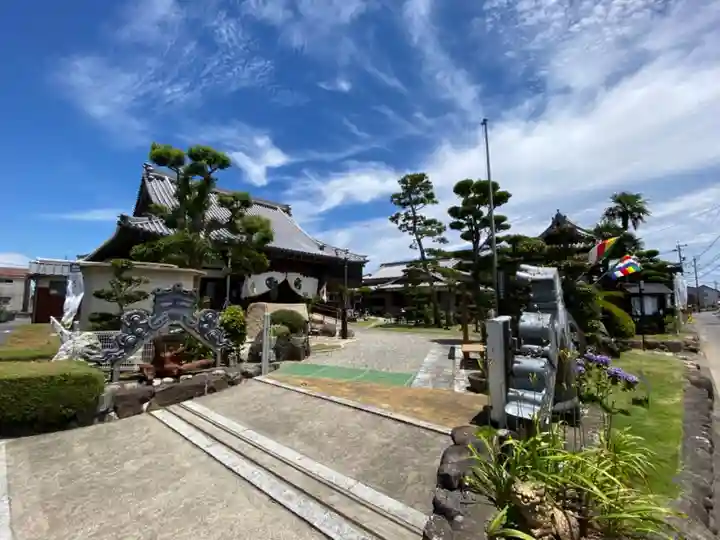 宣隆寺の山門・神門
