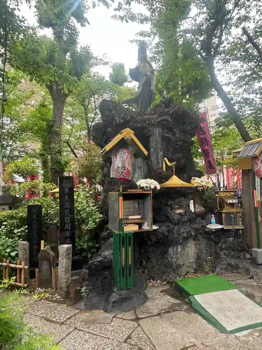吉原弁財天本宮(吉原神社奥宮)(東京都)
