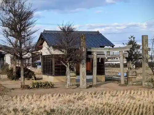 貢八幡神社の鳥居